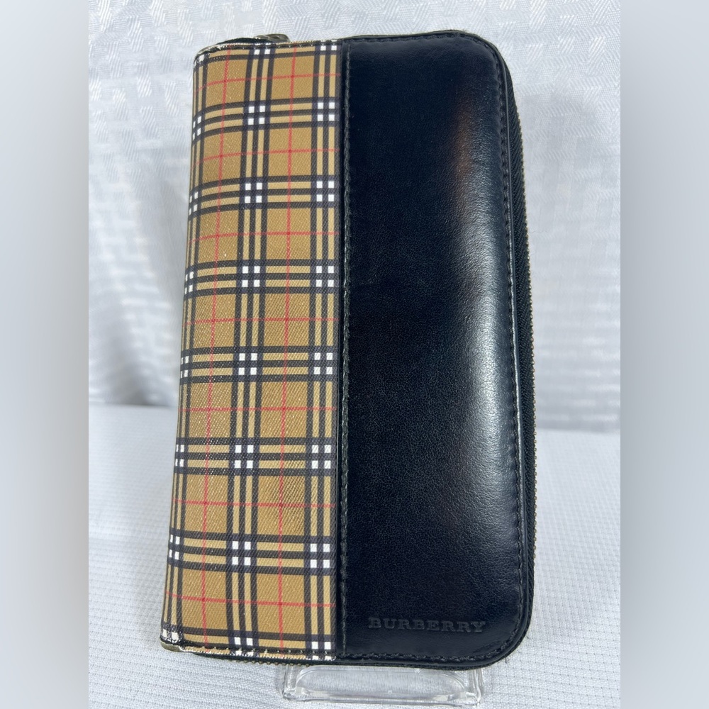 1037: Burberry Vintage Check Zip-Around Continental Wallet Black Leather
